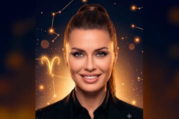 Иллюстрация к разбору натальной карты Виктории Бони: колесо гороскопа со Стрельцом и асцендентом в Скорпионе